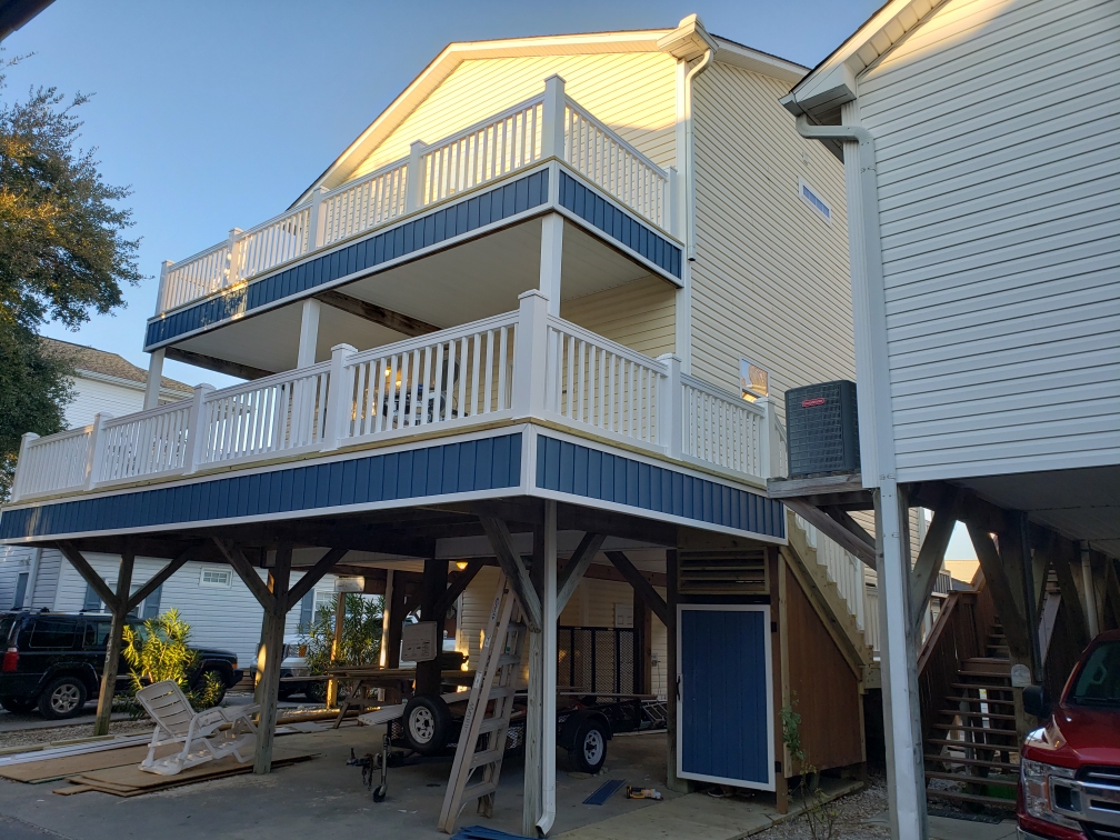 OCEAN LAKES BEACH HOUSE. in Gastonia, NC